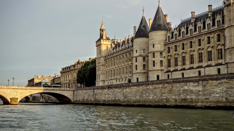 Paris: Private walking tour - Latin Quarter and Center! - Saint-Germain-des-Prés: the neighborhood between eras