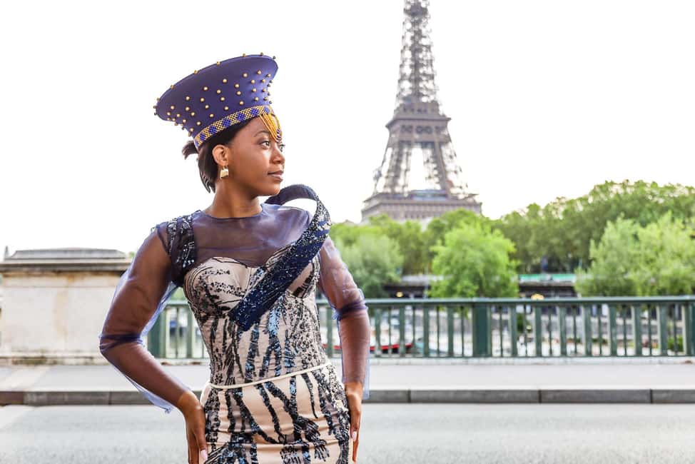 Paris: Professional Photoshoot - Price and value: what $101 buys you in the Eiffel Tower zone