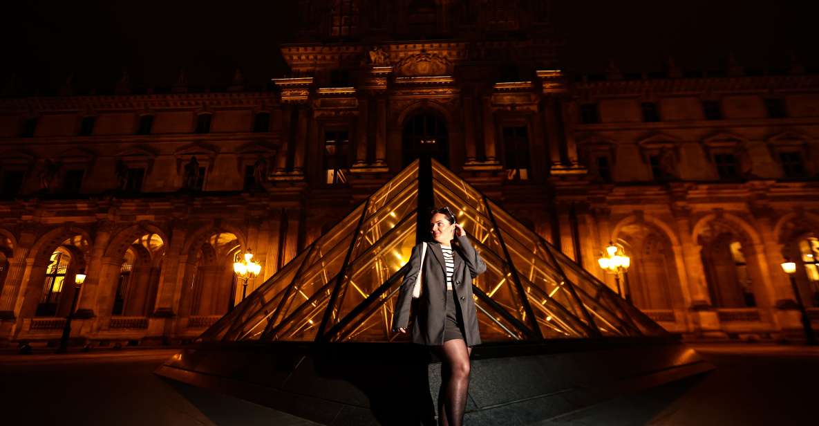 Paris: Professional Photoshoot with 300+ Photos + 1 present - Key highlights at a glance