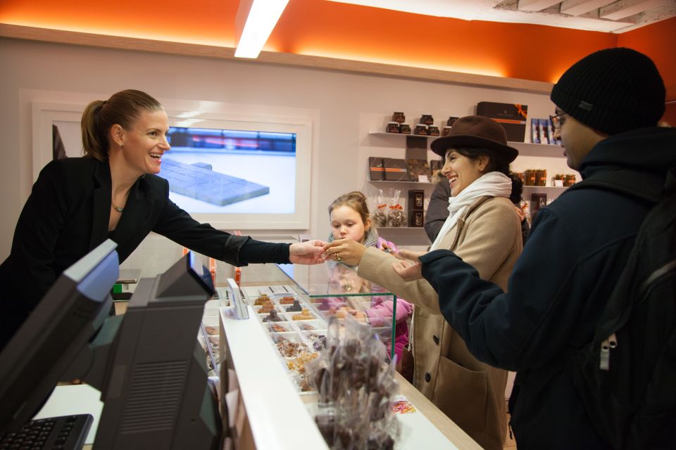 Paris: Pure Chocolate Walking Tour - First things first: where the tour starts at Place de la Madeleine