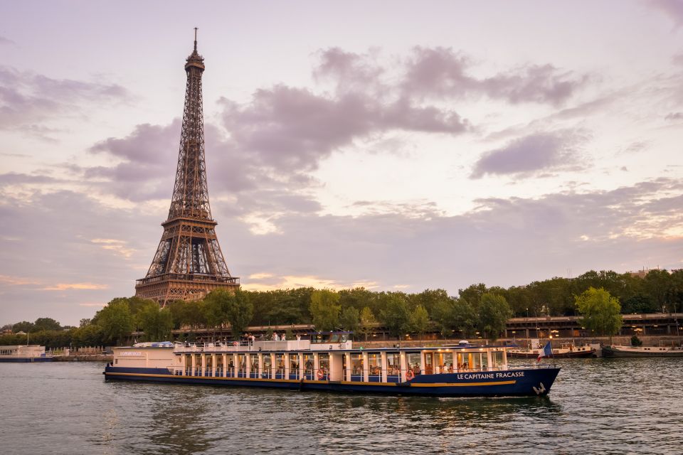 Paris: Romantic Cruise with 3-course Dinner on Seine River - FAQ