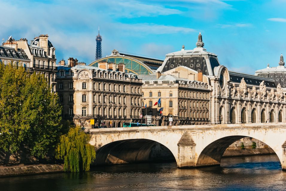 Paris: Romantic Cruise with 3-course Dinner on Seine River - Landmark-by-landmark: the Seine route that actually makes the night feel complete