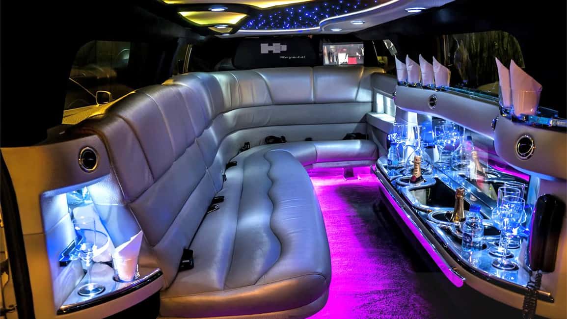 Paris: Romantic Limousine Tour - How the Eiffel timing makes this feel special