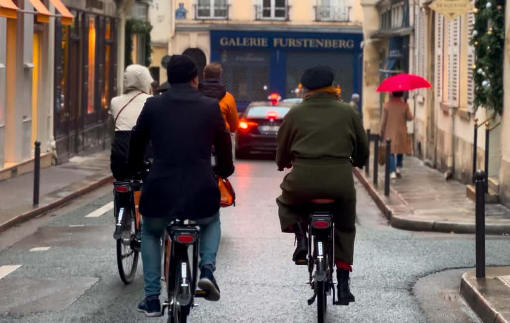 Paris: Secret City Bike Tour Off the Tourist Path - Stop-by-stop: from Galerie Vivienne to Place des Vosges