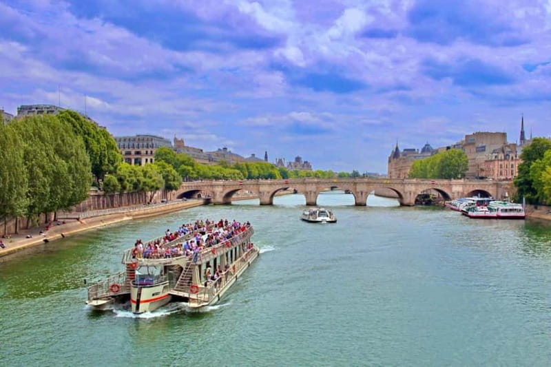 Paris: Seine Cruise with French breakfast near the boats - Timing: When Departures Happen (and Why That Matters)