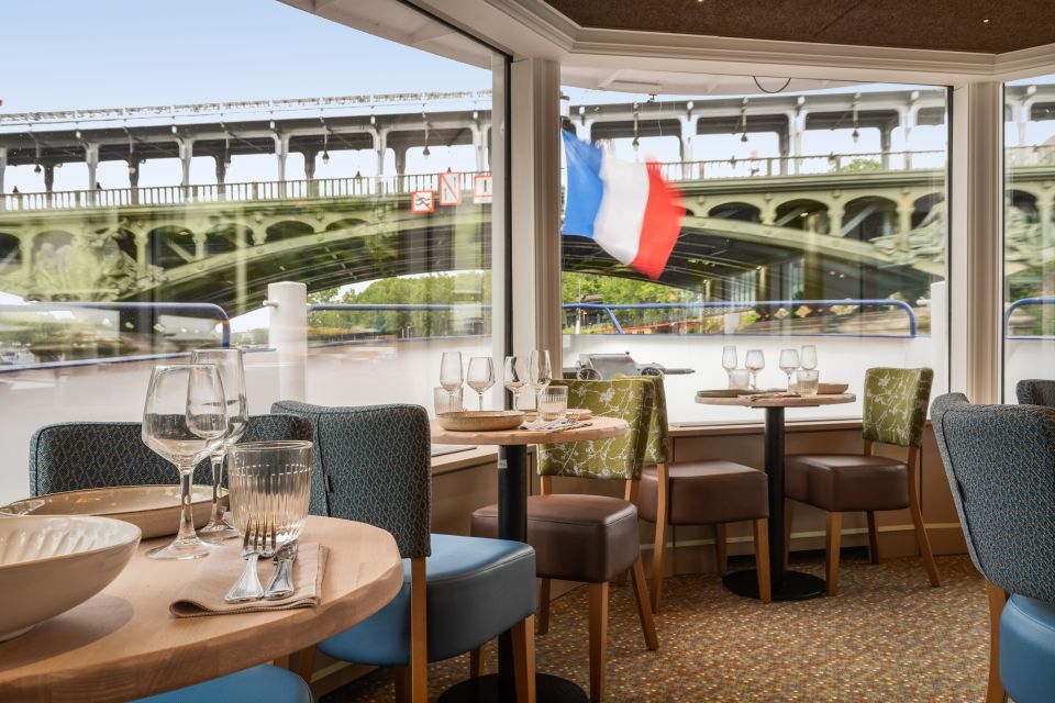 Paris: Seine River Cruise & Brunch - Musée d’Orsay: why that station-to-museum view works from the water