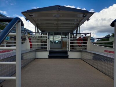 Paris : Seine River Lunch cruise from Eiffel Tower - Where You Board Near Eiffel Tower: Port Debilly Made Simple
