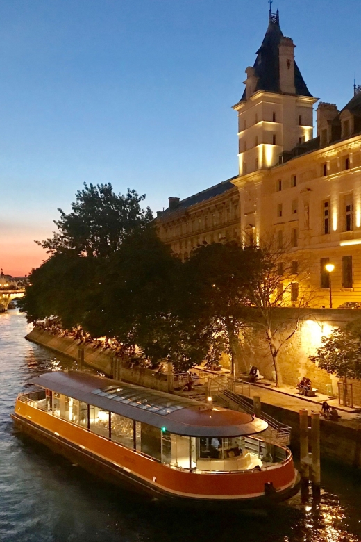 Paris: Seine River Panoramic Cruise - The free audioguide app: how the commentary works (and how to get the most from it)