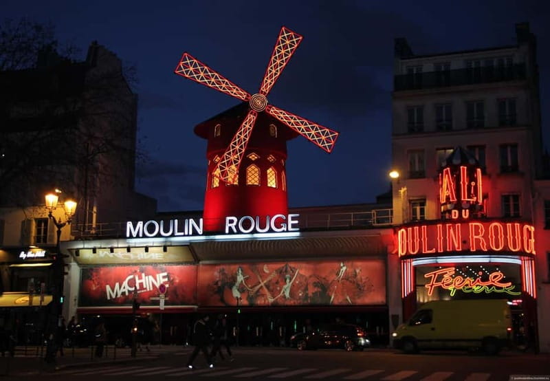 Paris: Small Group Moulin Rouge & Sacré Cœur Montmartre Tour - Getting oriented: Blanche Station meeting spot near Moulin Rouge