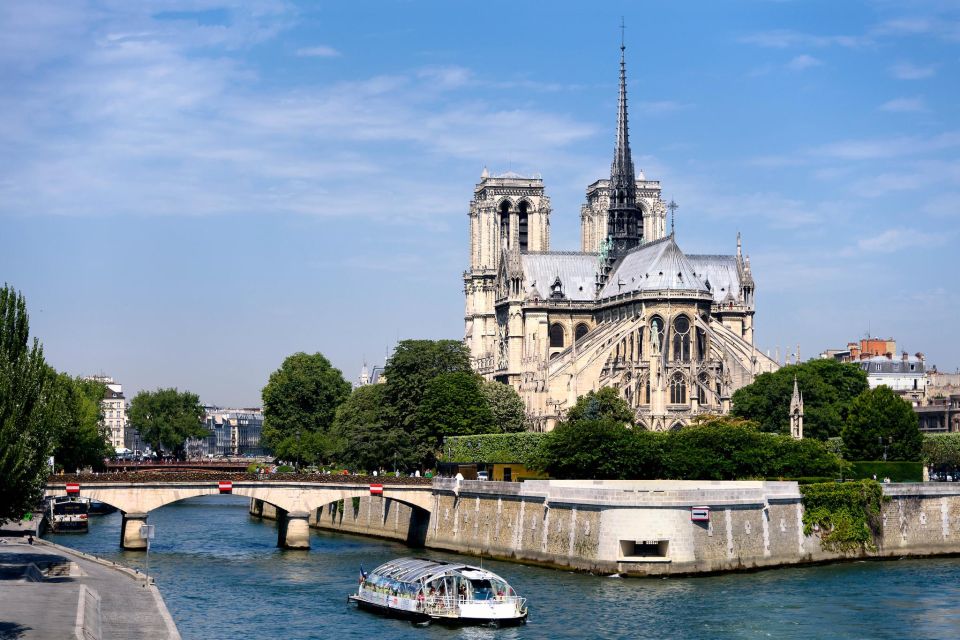 Paris: Ste-Chapelle, Conciergerie, Notre Dame Private Tour - Île de la Cité: the Paris “core” you can actually cover