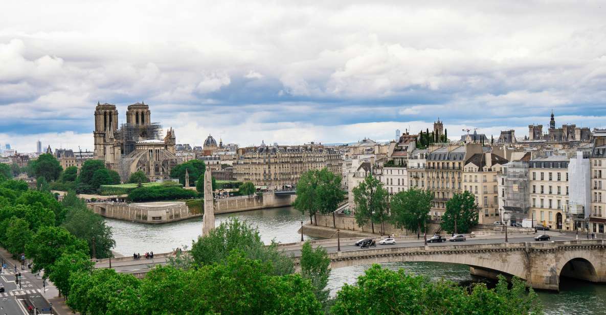 Paris: Ste-Chapelle, Conciergerie, Notre Dame Private Tour - Guided time on Île de la Cité: where the tour sets its “story engine”