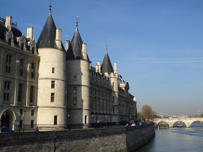 Paris: Ste Chapelle, Conciergerie Private Guided Tour +Entry - Price and value: is $883 per group worth it?