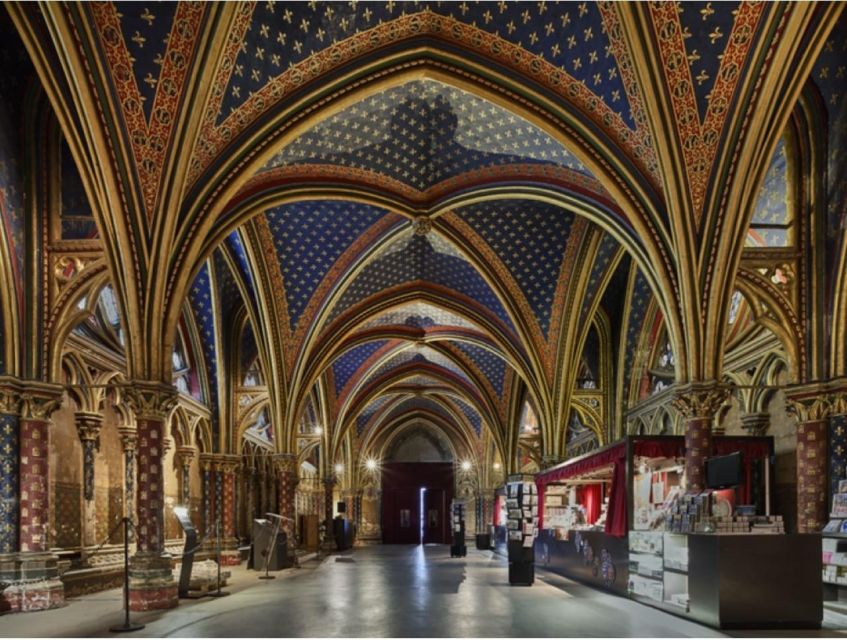 Paris: Ste Chapelle, Conciergerie Private Guided Tour +Entry - What kind of guide experience you’re really buying