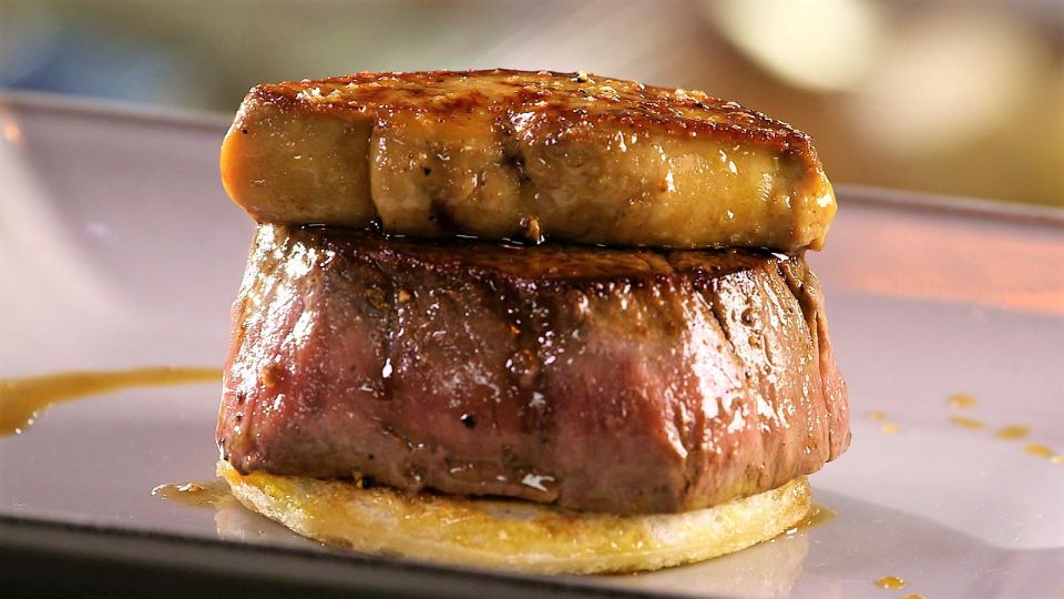 Paris: The French Food Highlights Tour - Meeting at La Maison des Millésimes and setting up your appetite