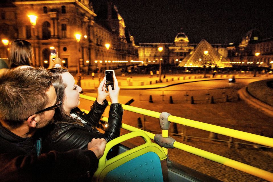 Paris: Tootbus Open-Top Christmas Bus Tour - The 90-Minute Route: Opera to the Eiffel Tower (and Back to Central Paris)