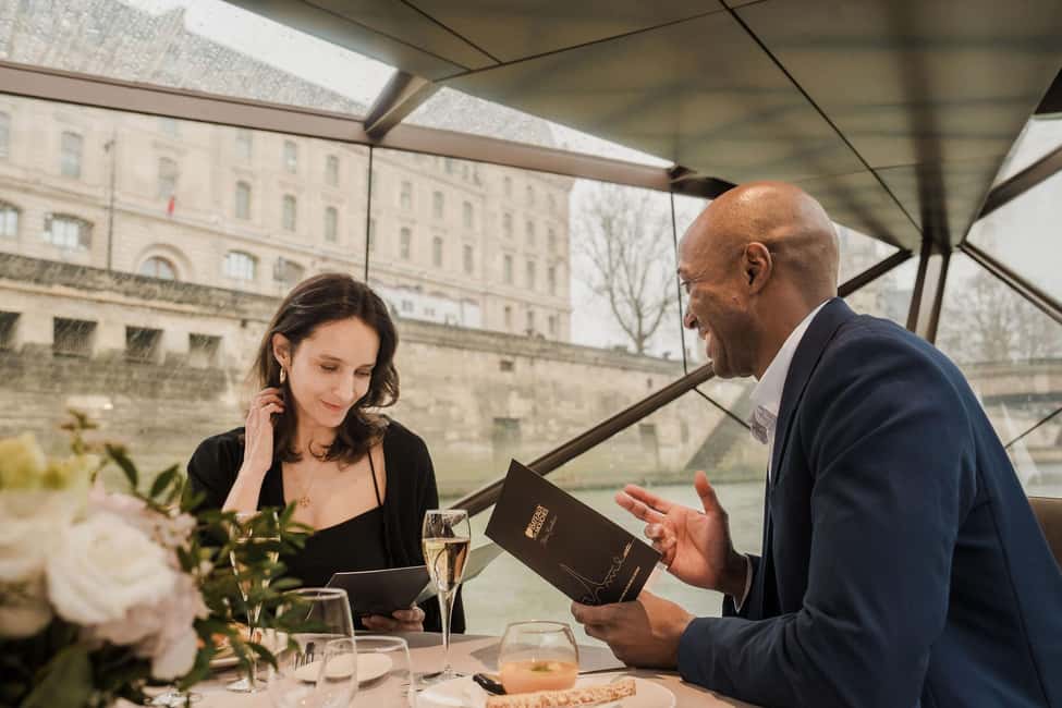 Paris : Valentine's Day Diner Cruise on the Seine river - Key Things That Make This Cruise Special