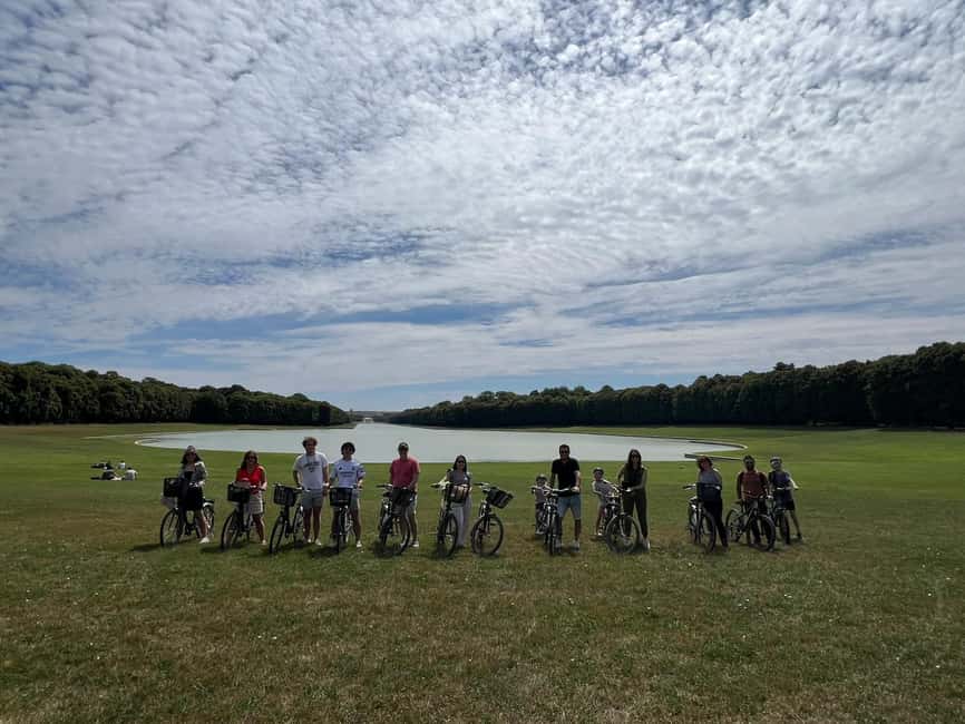 Paris: Versailles Golf Cart & Bike Tour with Palace Entry - The French Picnic Break with Wine (and a Real Lunch Stop)