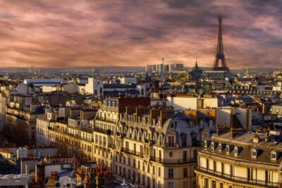 Paris VIP: Landmarks & Sightseeing Chauffeur Driven Tour 3hr - Included extras that quietly matter