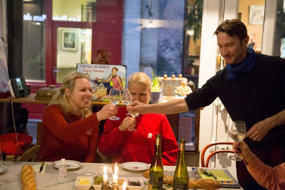 Paris: Wine and Cheese Tasting with a Chef Sommelier - Blind tastings and interactive games that make pairing stick
