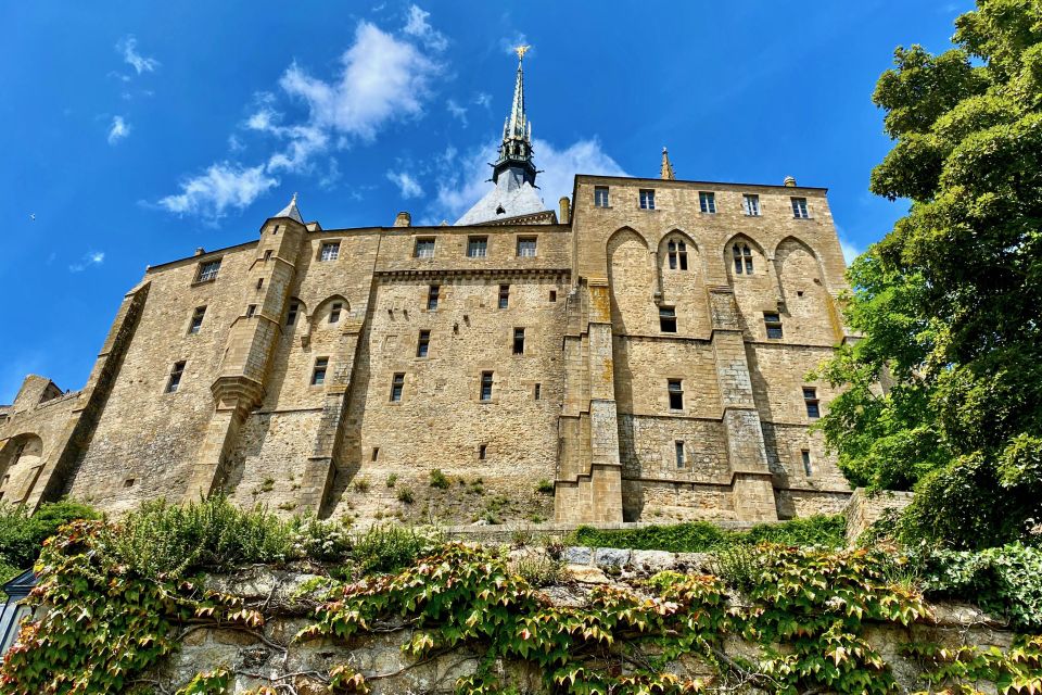 Private Mont Saint-Michel trip from Paris Calvados tasting - The 07:30 start that keeps Mont Saint-Michel stress-free