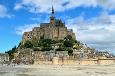 Private Mont Saint-Michel trip from Paris Calvados tasting - Comfort matters on a private Normandy day