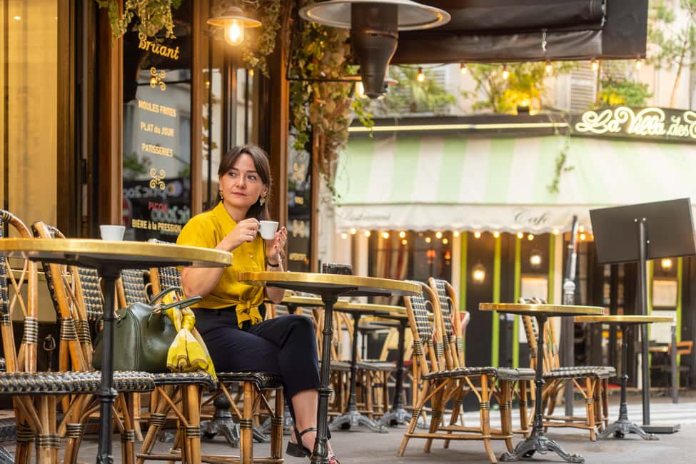 Private Photo Session - Streets of Paris - The 1-Hour Shoot: Posing Tips, Variety Shots, and Professional Direction