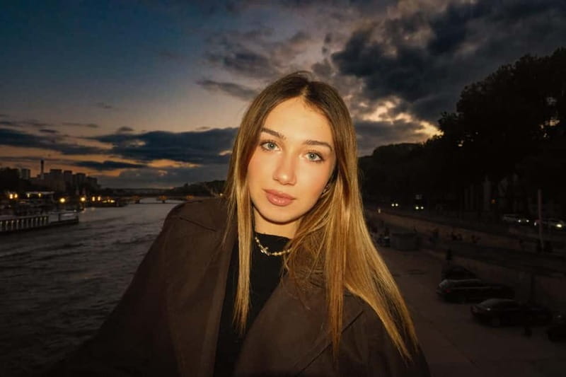 Pro & Instagrammable photo shoots in Paris - A Personalized Paris Photo Session in Ile-de-France