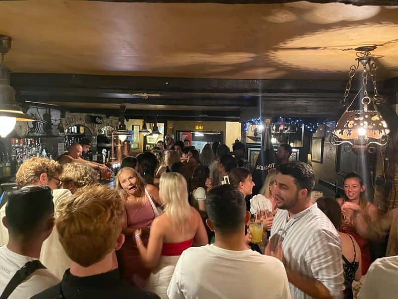 Pub Crawl Paris: Drink, Laugh, Meet the World - Generator Hostel Paris: The Green-Wristband Start