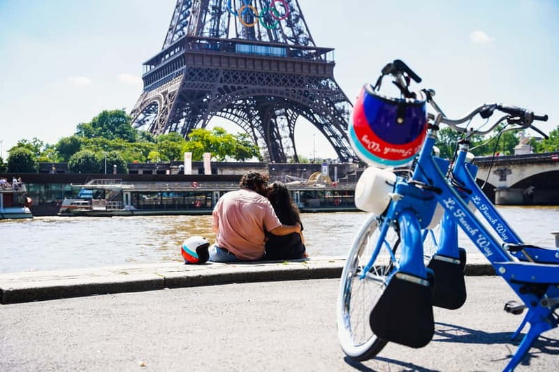 Solex Guided Tour of Intellectual Paris - What riding a retro electric Solex is actually like
