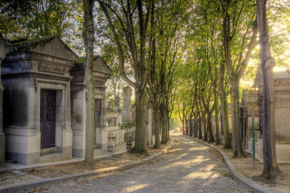 The Père Lachaise Cemetery: Guided 2-Hour Small-Group Tour - Key highlights worth clocking before you go