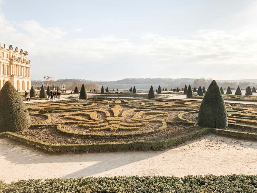 Versailles and Paris Full-Day Tour from Disneyland Paris - Return to Disneyland: comfort and crowding can make or break it
