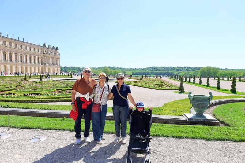 Versailles & Giverny from Paris PRIVATE TOUR with PHOTOSHOOT - Key highlights you’ll feel right away