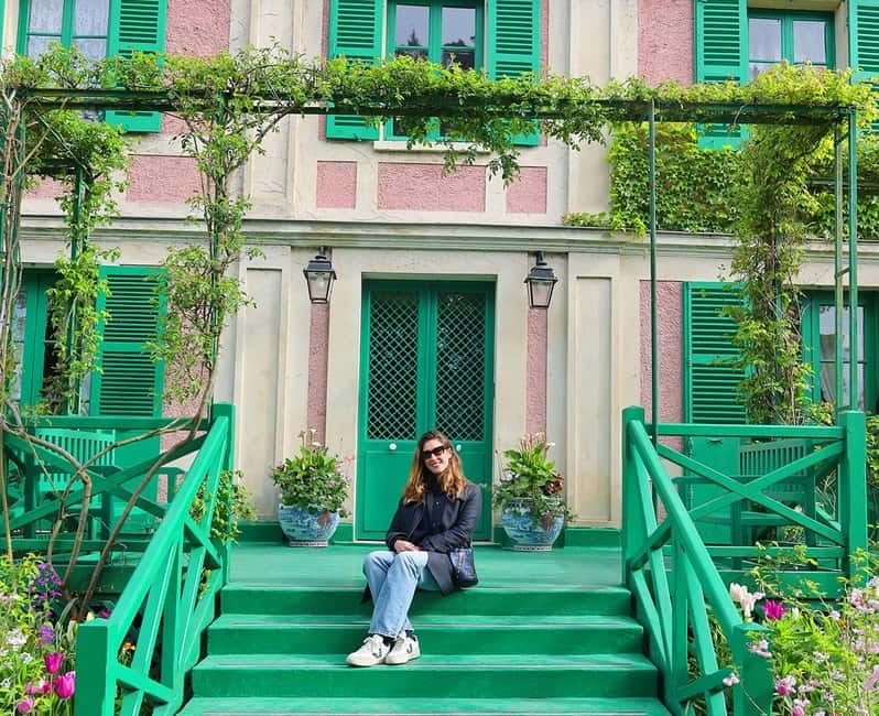 Versailles & Giverny from Paris PRIVATE TOUR with PHOTOSHOOT - Timing, ticket strategy, and what the 10-hour day really means
