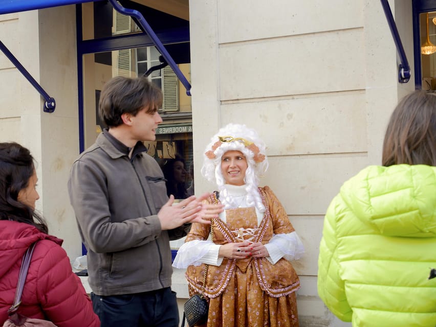 Versailles: Local & small-group Farmers' Market Food Tour - Royal Vegetable Gardens finish: charcuterie and cheese, but in the open air