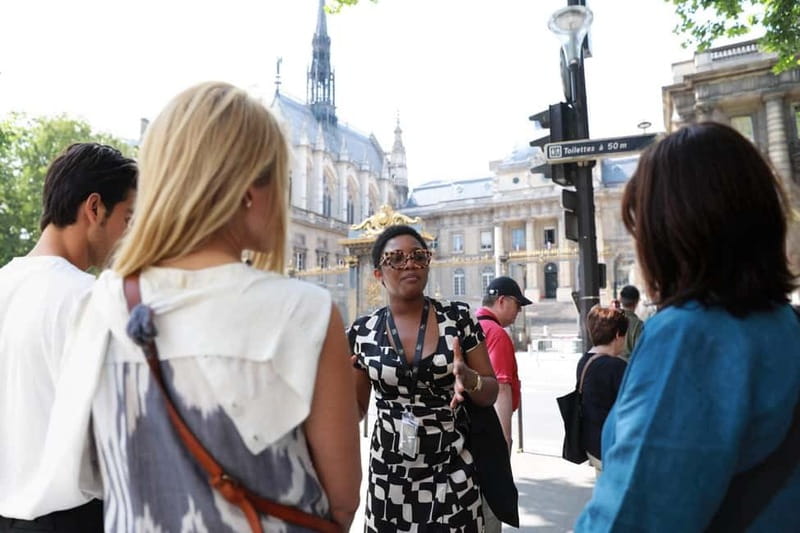 Walking Tour of Notre Dame Island and Sainte Chapelle Option - Pont Neuf Photo Stop to First Sights: Getting Oriented Fast